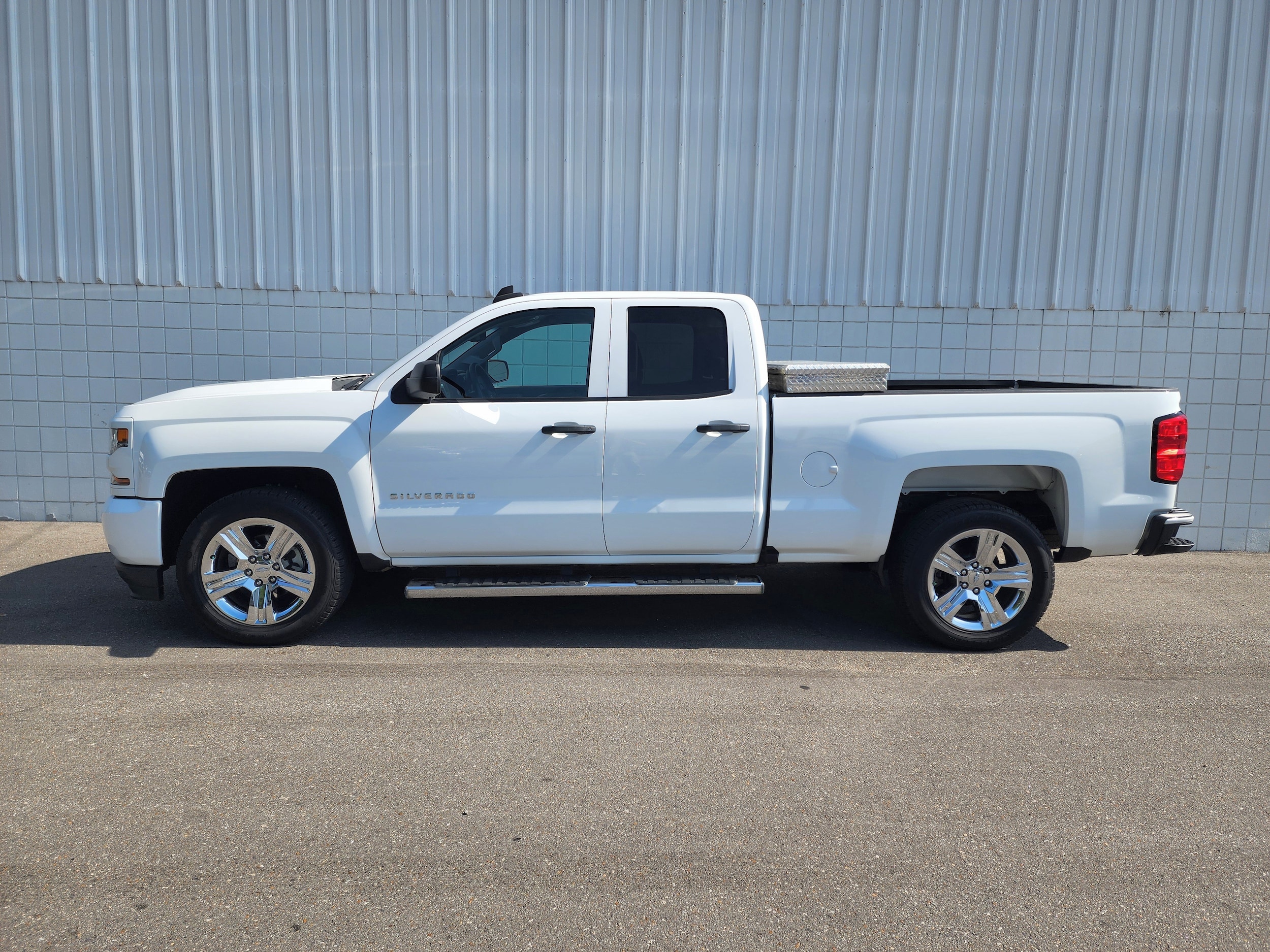 chevrolet silverado 1500 2018 1GCRCPEC4JZ264037 image chevrolet silverado 1500 2018 1GCRCPEC4JZ264037 image